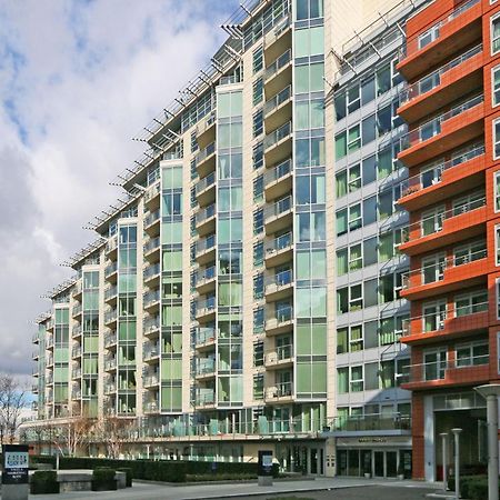 Riverside 1 Bed Apartment Лондон Екстер'єр фото